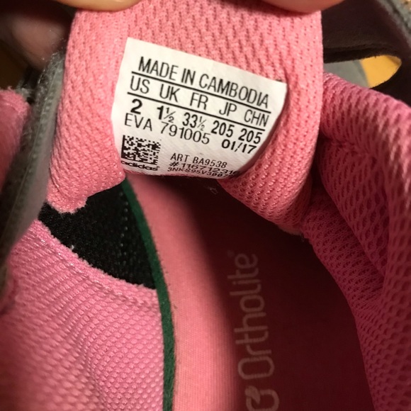 Adidas girl shoes - Picture 5 of 5